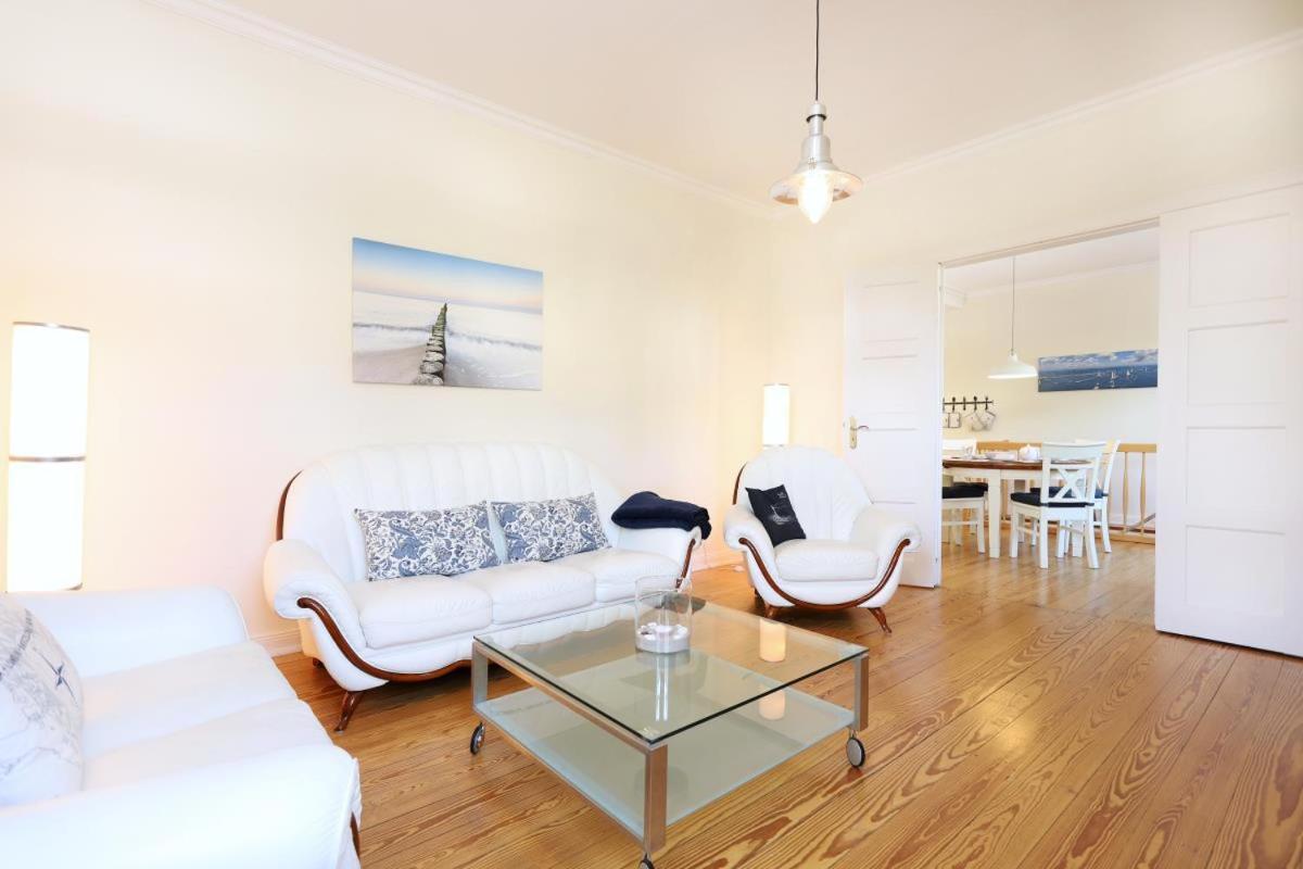 Appartement & Ferienwohnungen Thiess Rostock Buitenkant foto