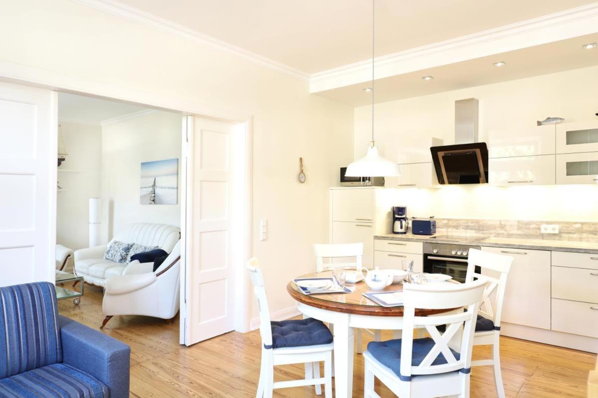 Appartement & Ferienwohnungen Thiess Rostock Buitenkant foto