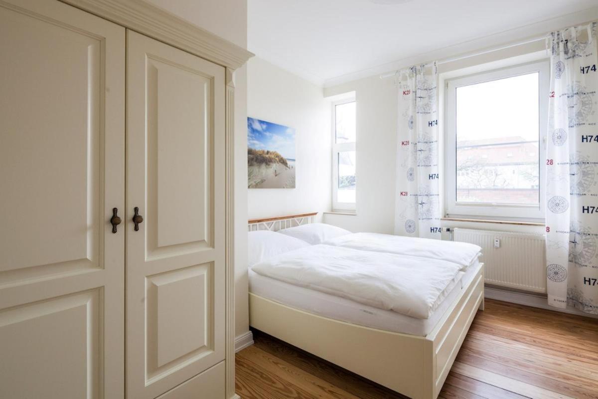 Appartement & Ferienwohnungen Thiess Rostock Buitenkant foto